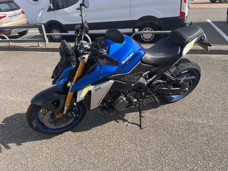 GSXS1000