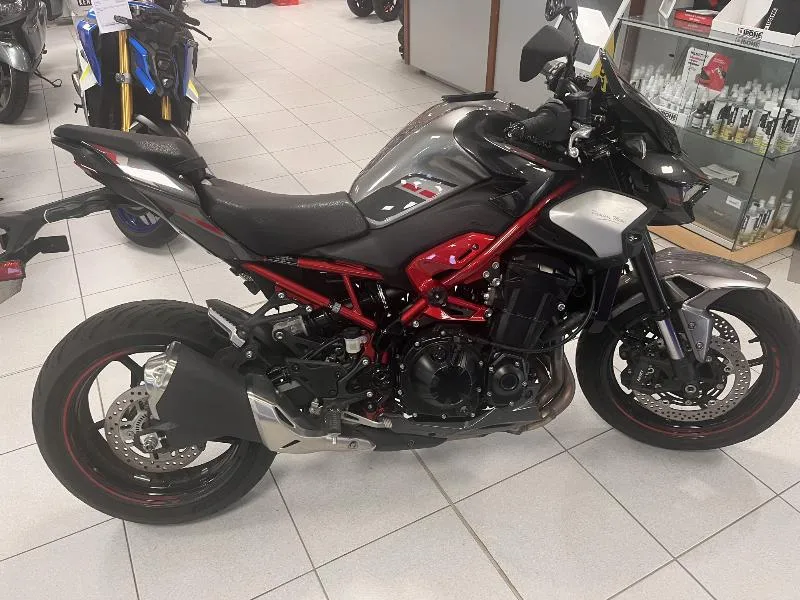 Z 900