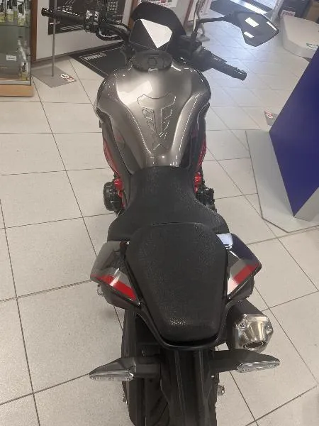 Z 900