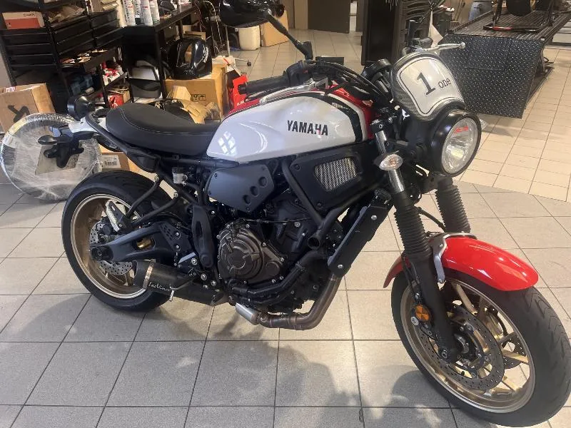 XSR 700