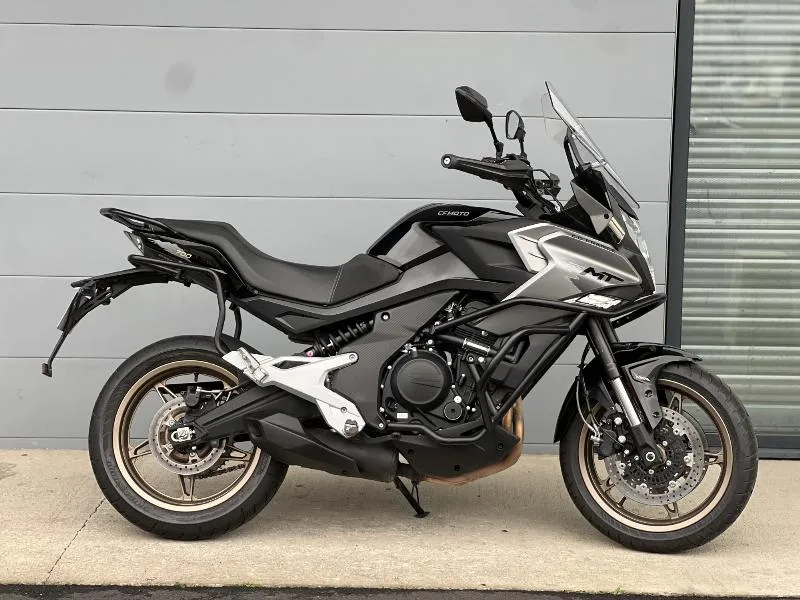 MT 700