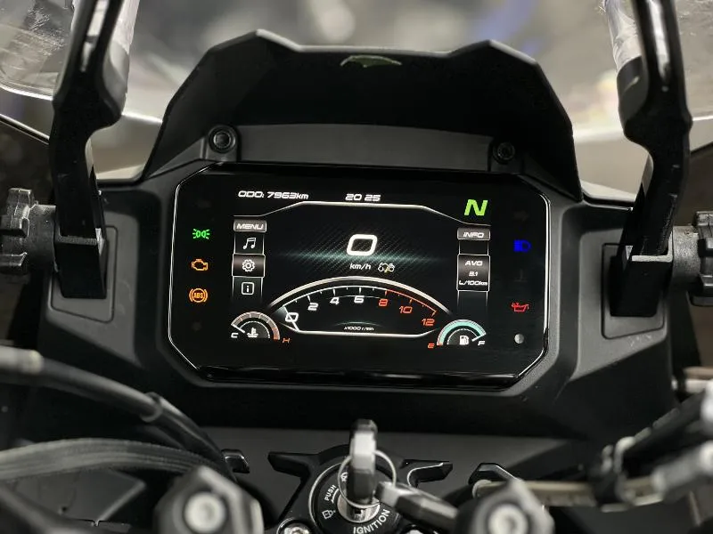 MT 700