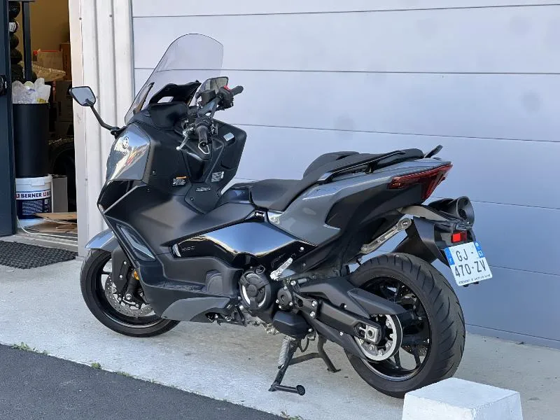 XP TMAX 560 TECH MAX