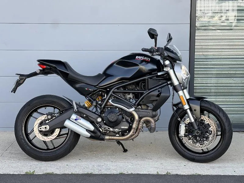 MONSTER 797