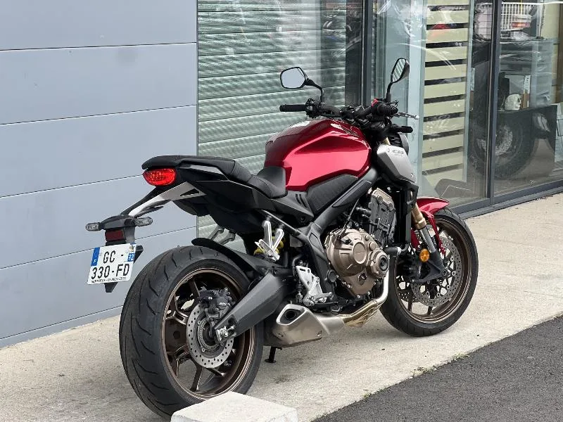 CB 650 R