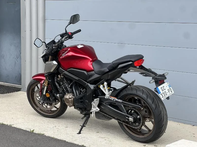 CB 650 R
