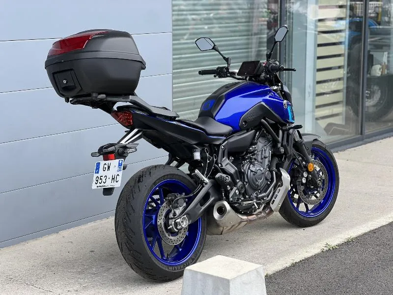 MT07