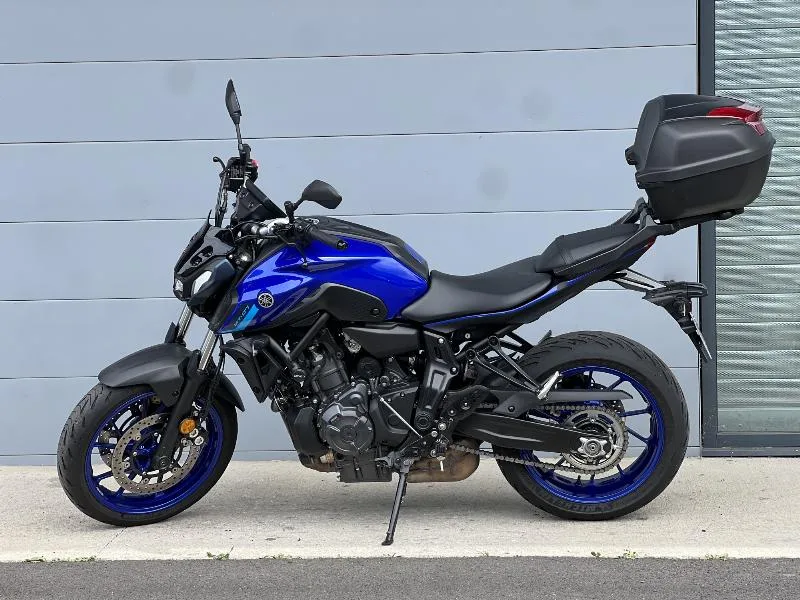 MT07
