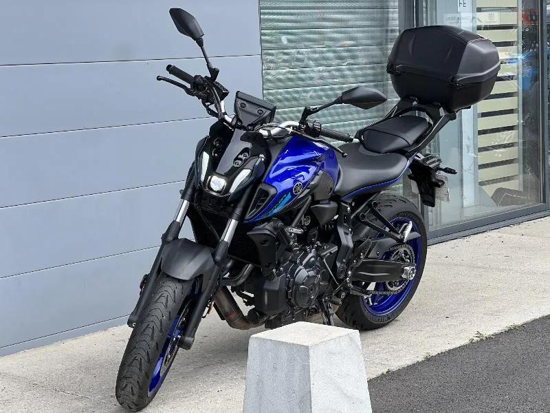MT07