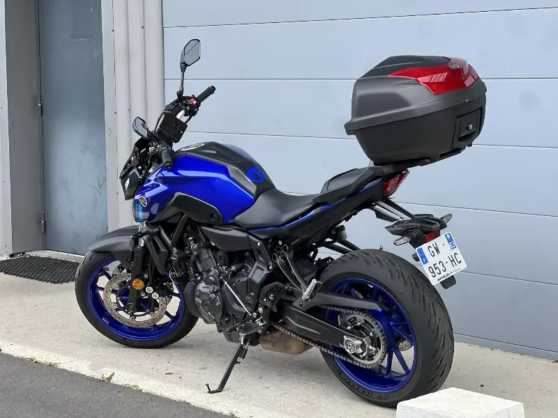 MT07