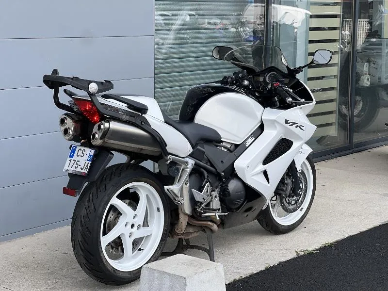 VFR 800 VTEC
