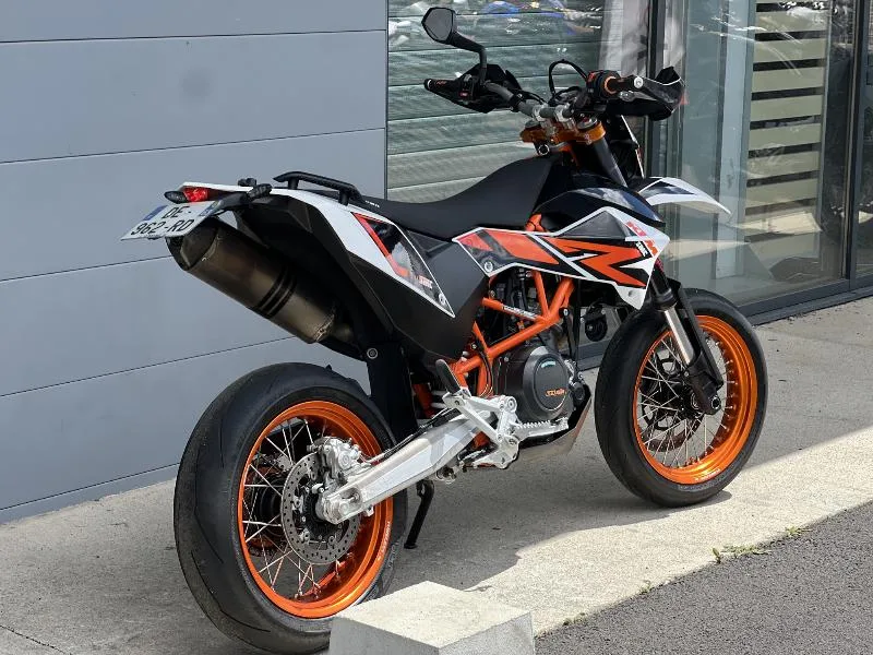 690 SMC R