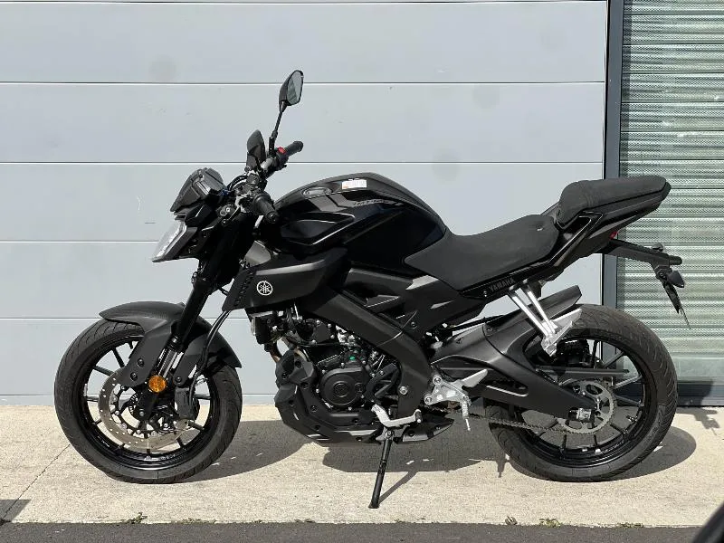 MT125 ABS