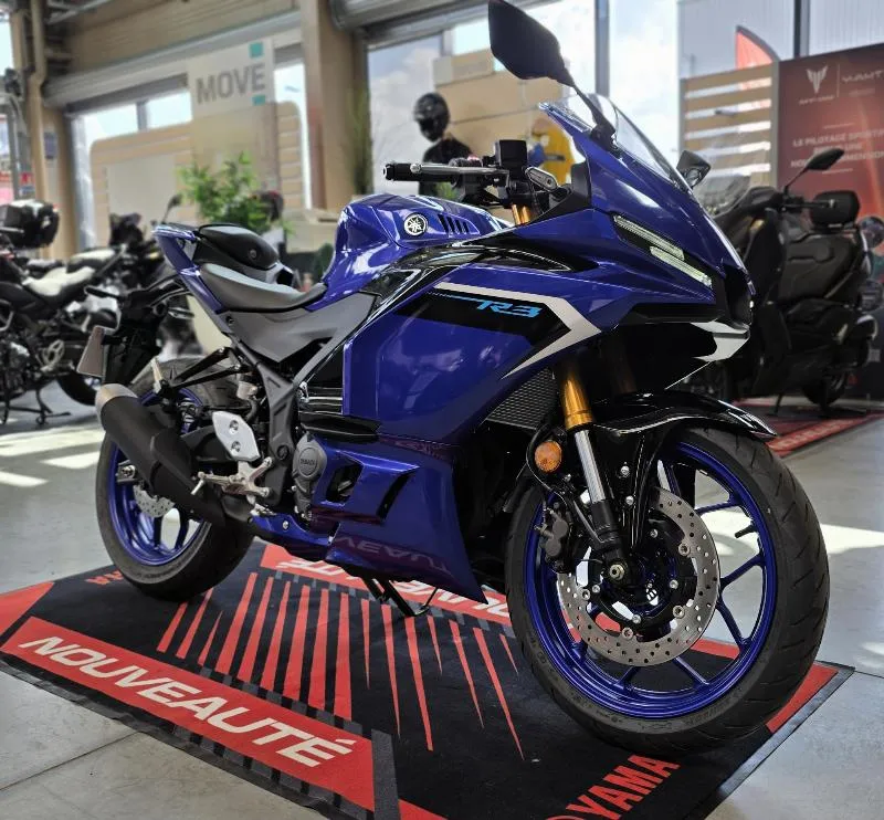 YZFR3
