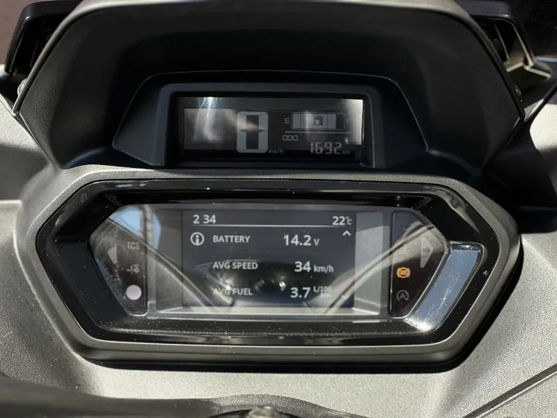 XMAX 125 TECH MAX