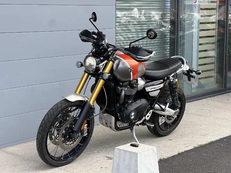 SCRAMBLER 1200 XE