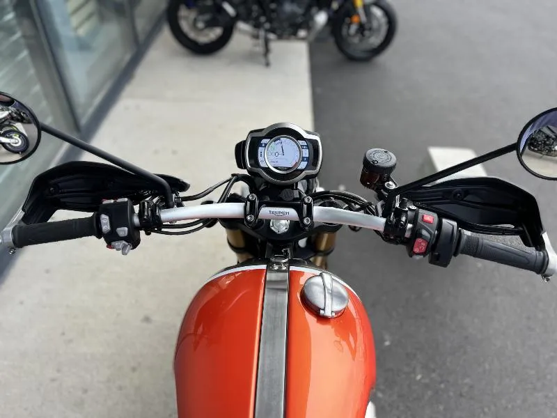 SCRAMBLER 1200 XE