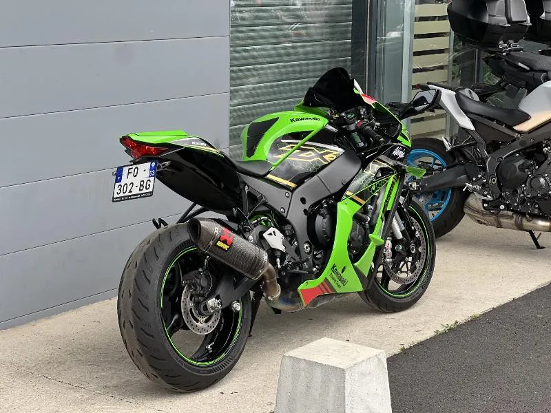 ZX10R