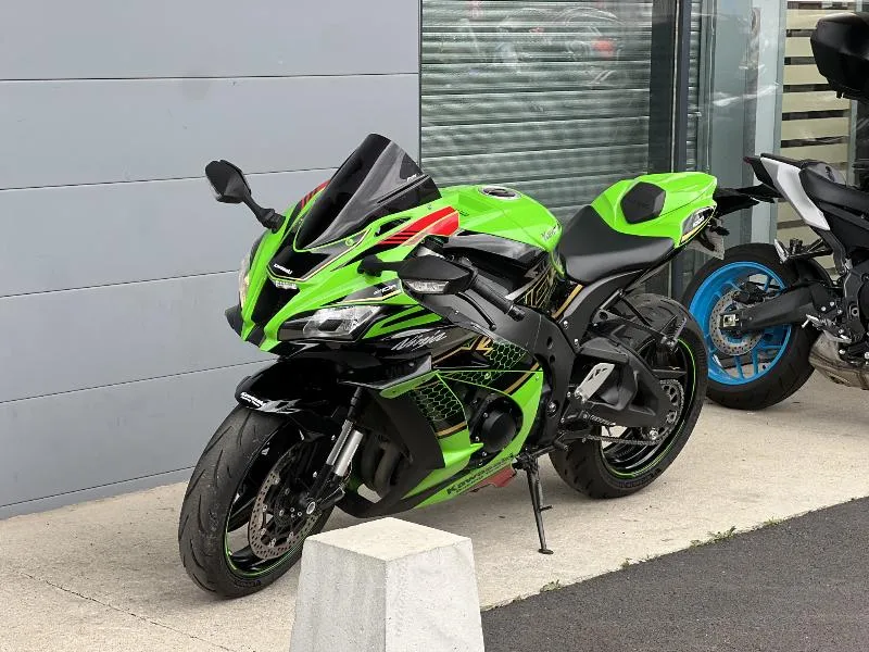 ZX10R