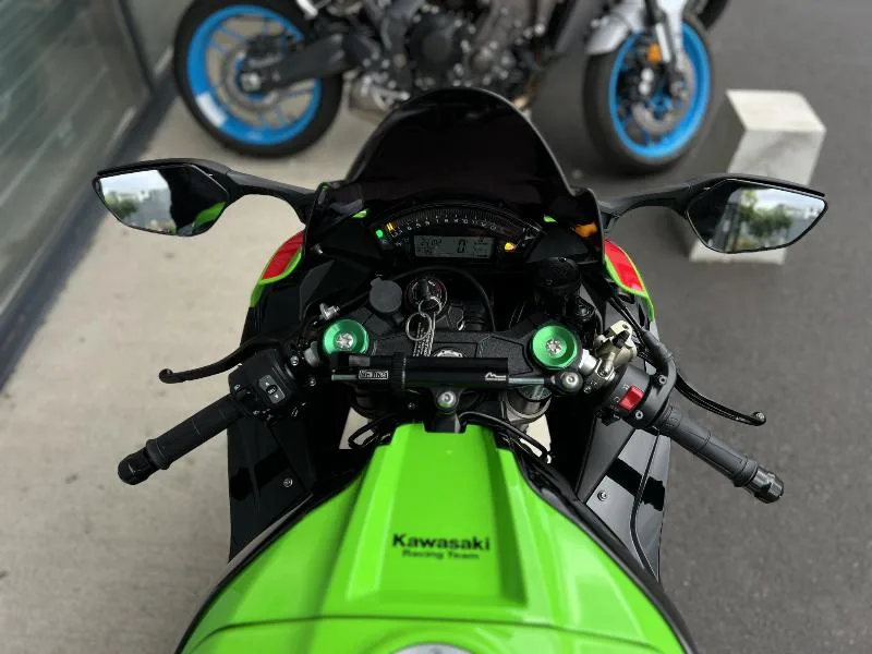 ZX10R
