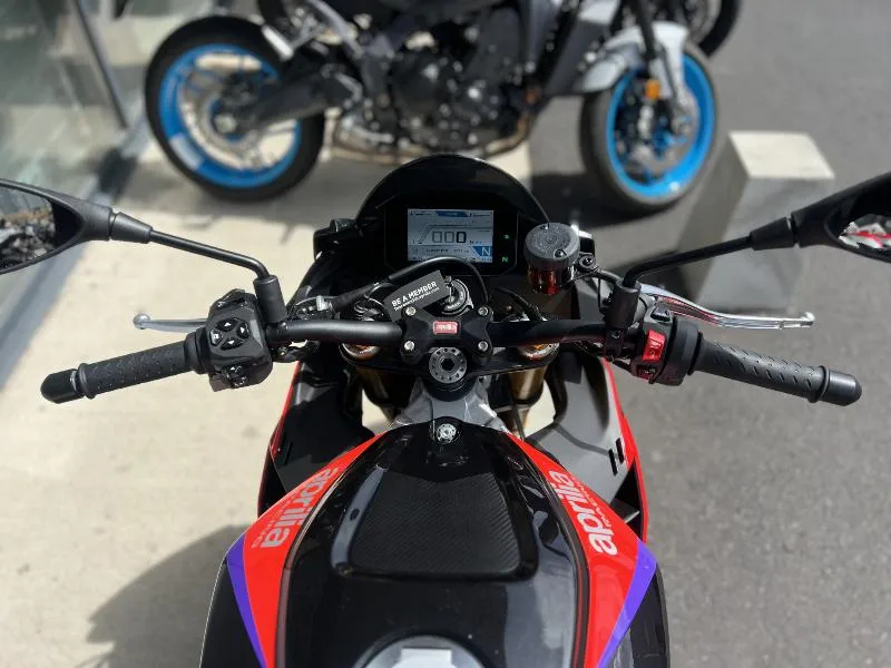 TUONO 1100 V4 FACTORY