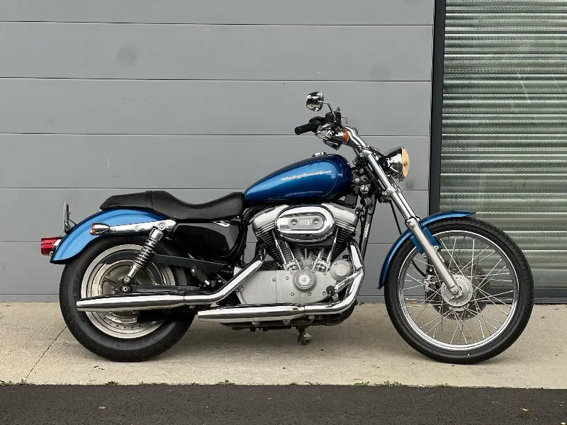 SPORTSTER 883