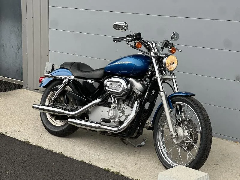 SPORTSTER 883