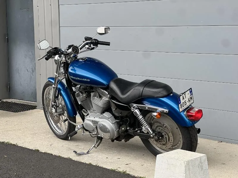 SPORTSTER 883