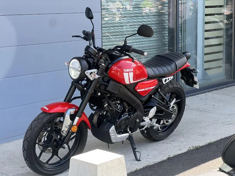 XSR 125