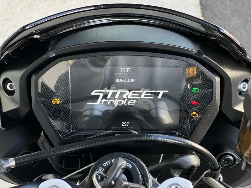STREET TRIPLE 765 RS
