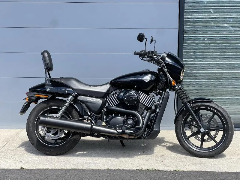 STREET 750 2015