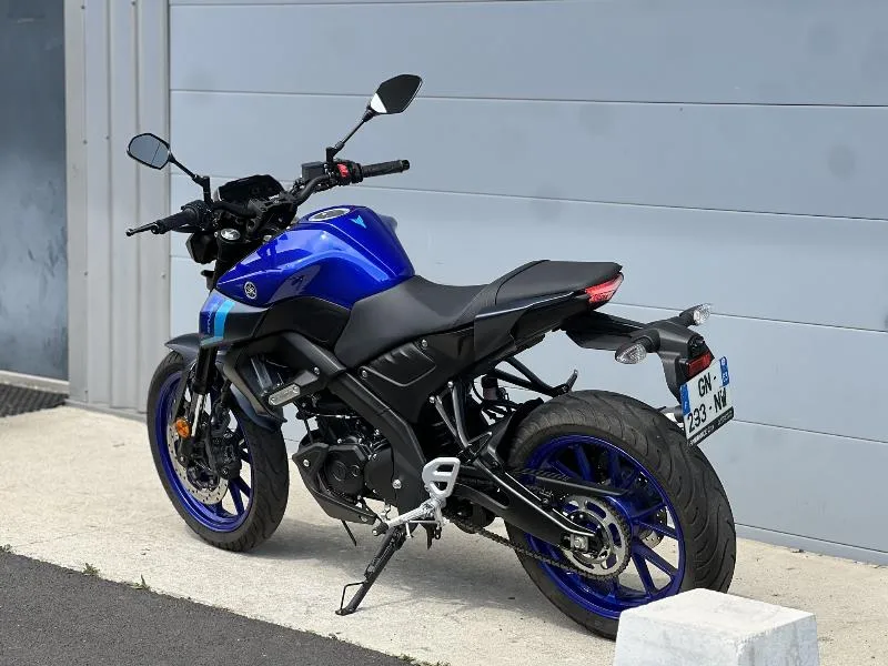 MT125 ABS