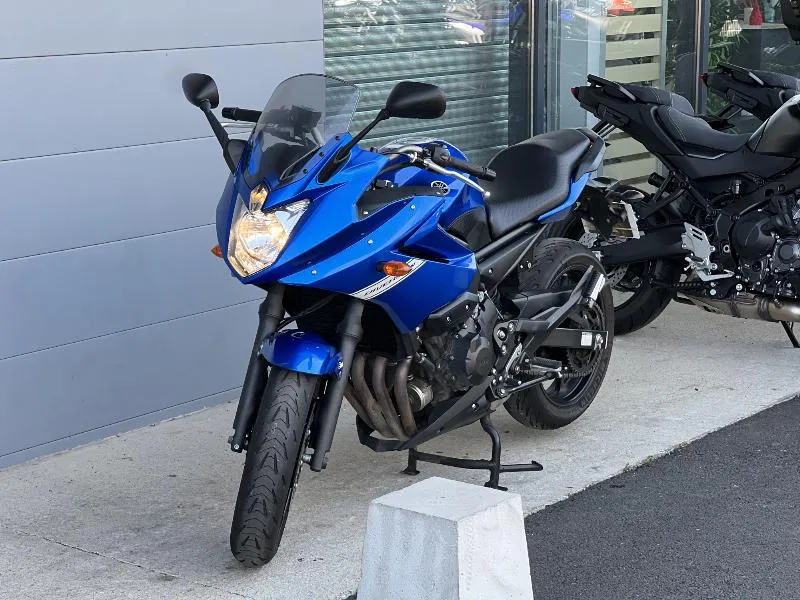 XJ6F DIVERSION