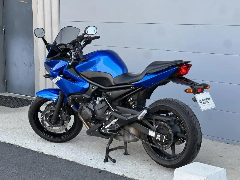 XJ6F DIVERSION