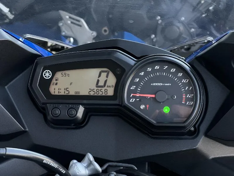 XJ6F DIVERSION