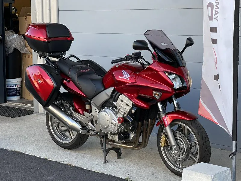 CBF 1000 F