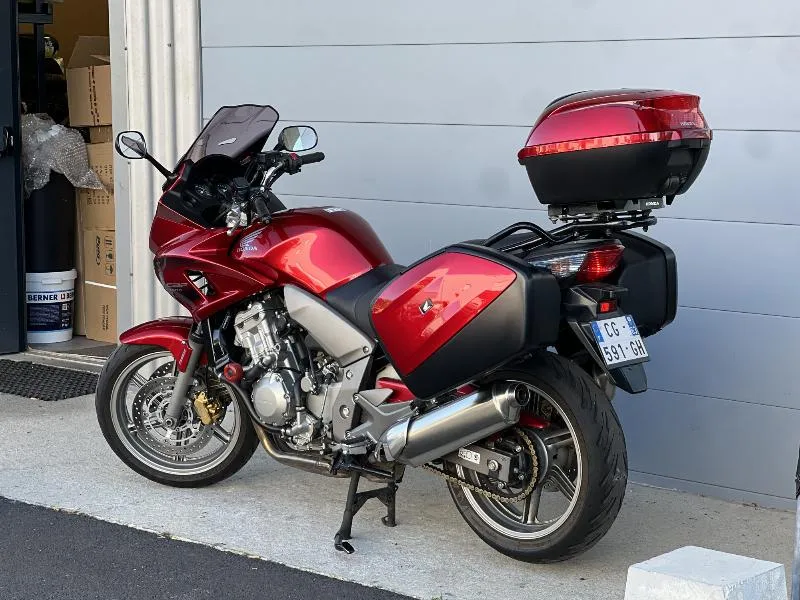CBF 1000 F