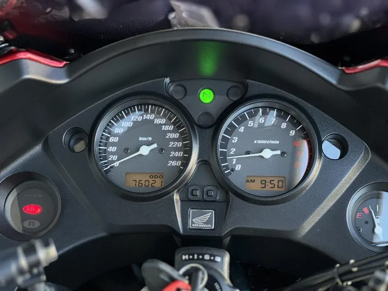 CBF 1000 F