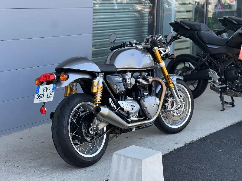 THRUXTON 1200 R