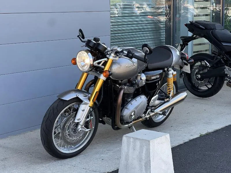 THRUXTON 1200 R