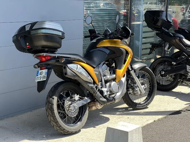 TRANSALP 700 ABS