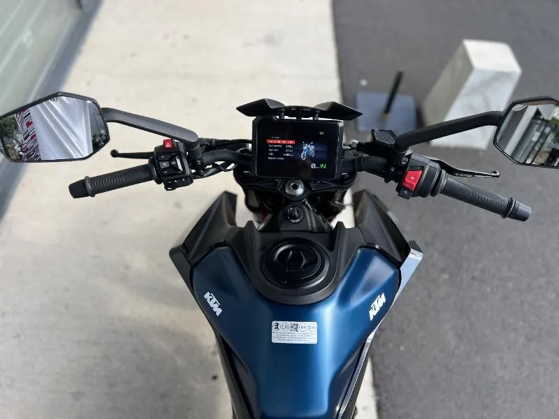 125 DUKE ABS