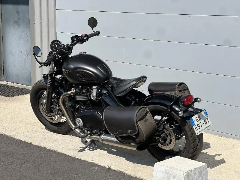 Bonneville Bobber 1200