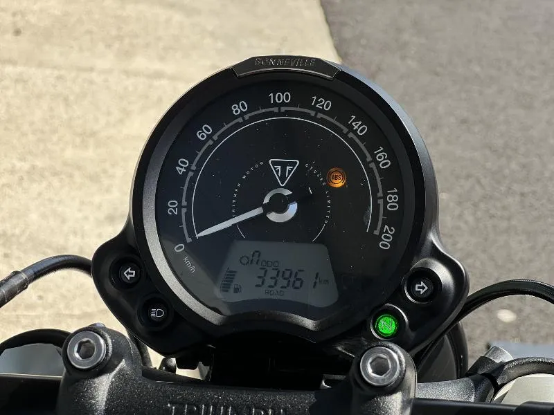 Bonneville Bobber 1200
