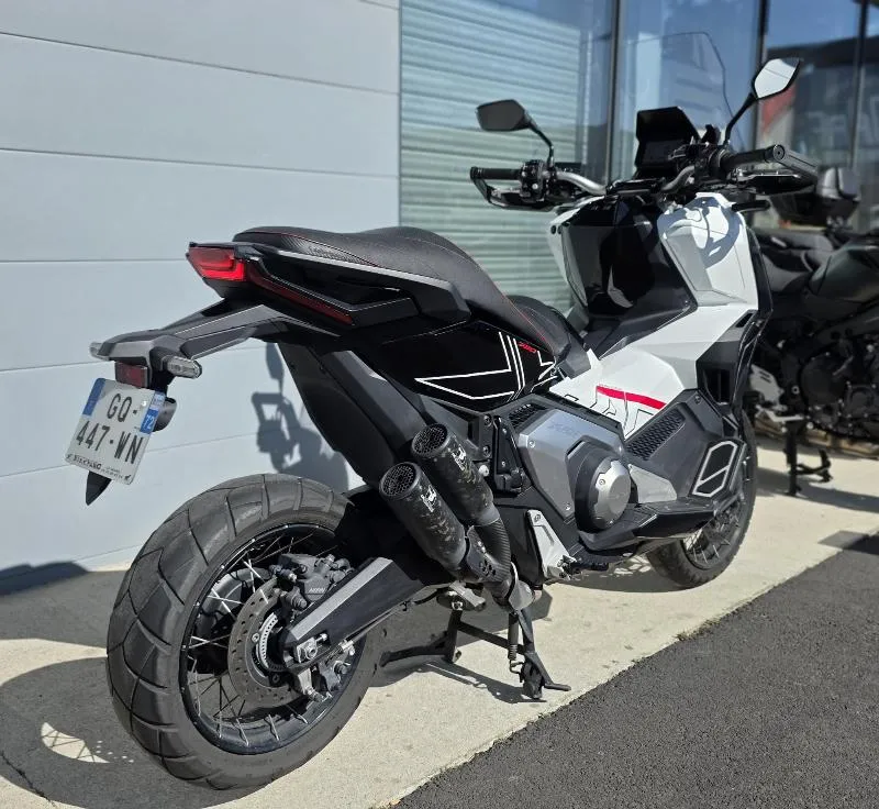 XADV 750 DCT