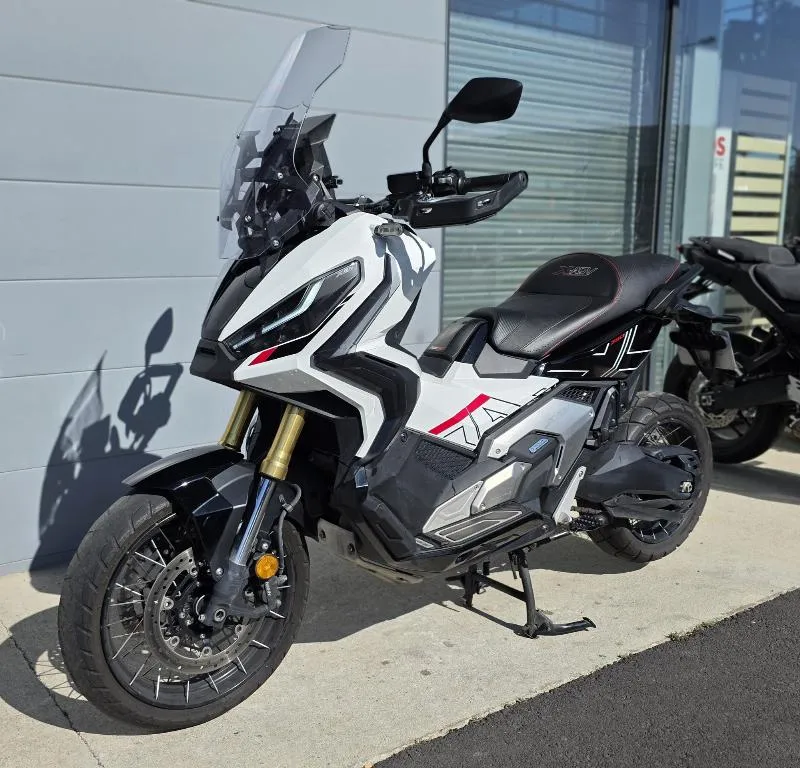 XADV 750 DCT