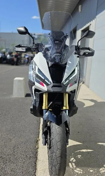 XADV 750 DCT