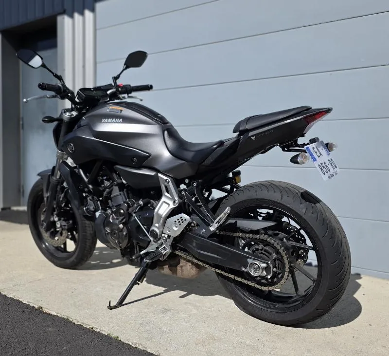 MT07