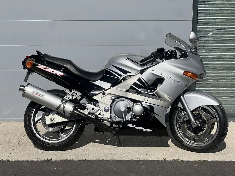 ZZR 600