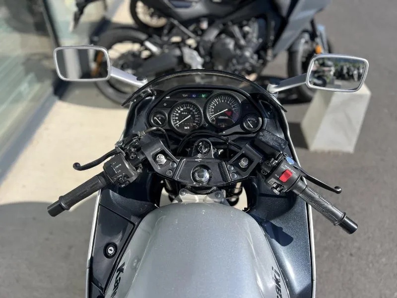 ZZR 600